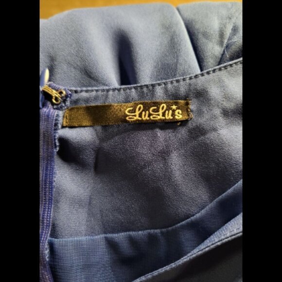 2 for $20 Lulus Romper Blue Short Sleeve Lightweight Size S - Picture 5 of 6